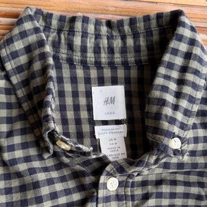 H&M Men's Black and Cream Plaid Shirt